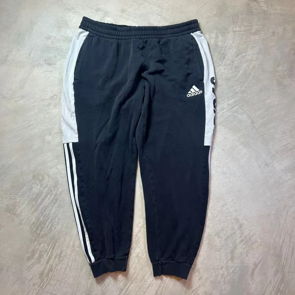 Adidas Men's Black and Grey Joggers-tracksuits